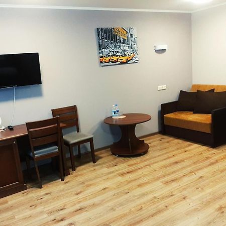 Tourist Hotel คาร์คิฟ ภายนอก รูปภาพ