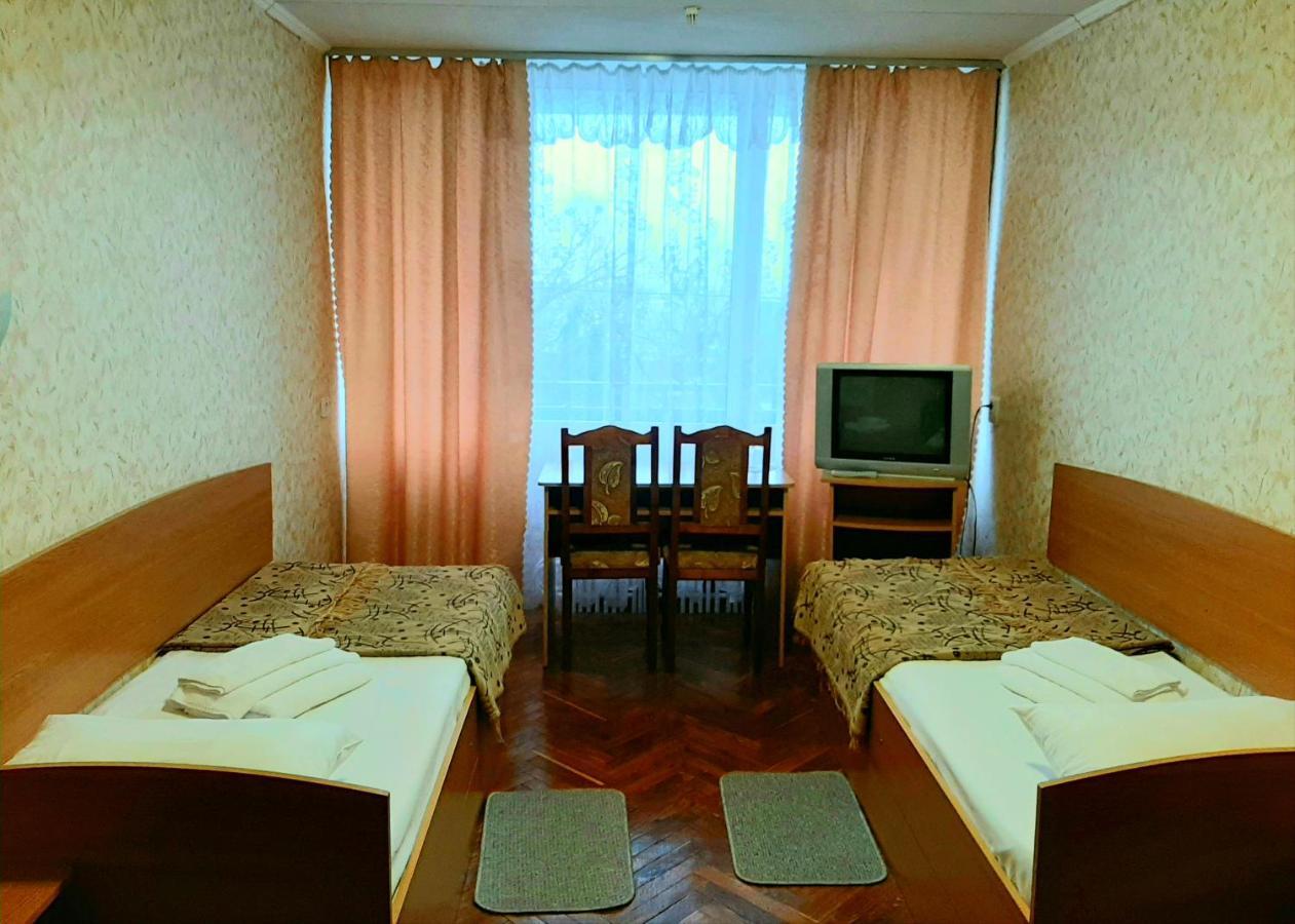 Tourist Hotel คาร์คิฟ ภายนอก รูปภาพ